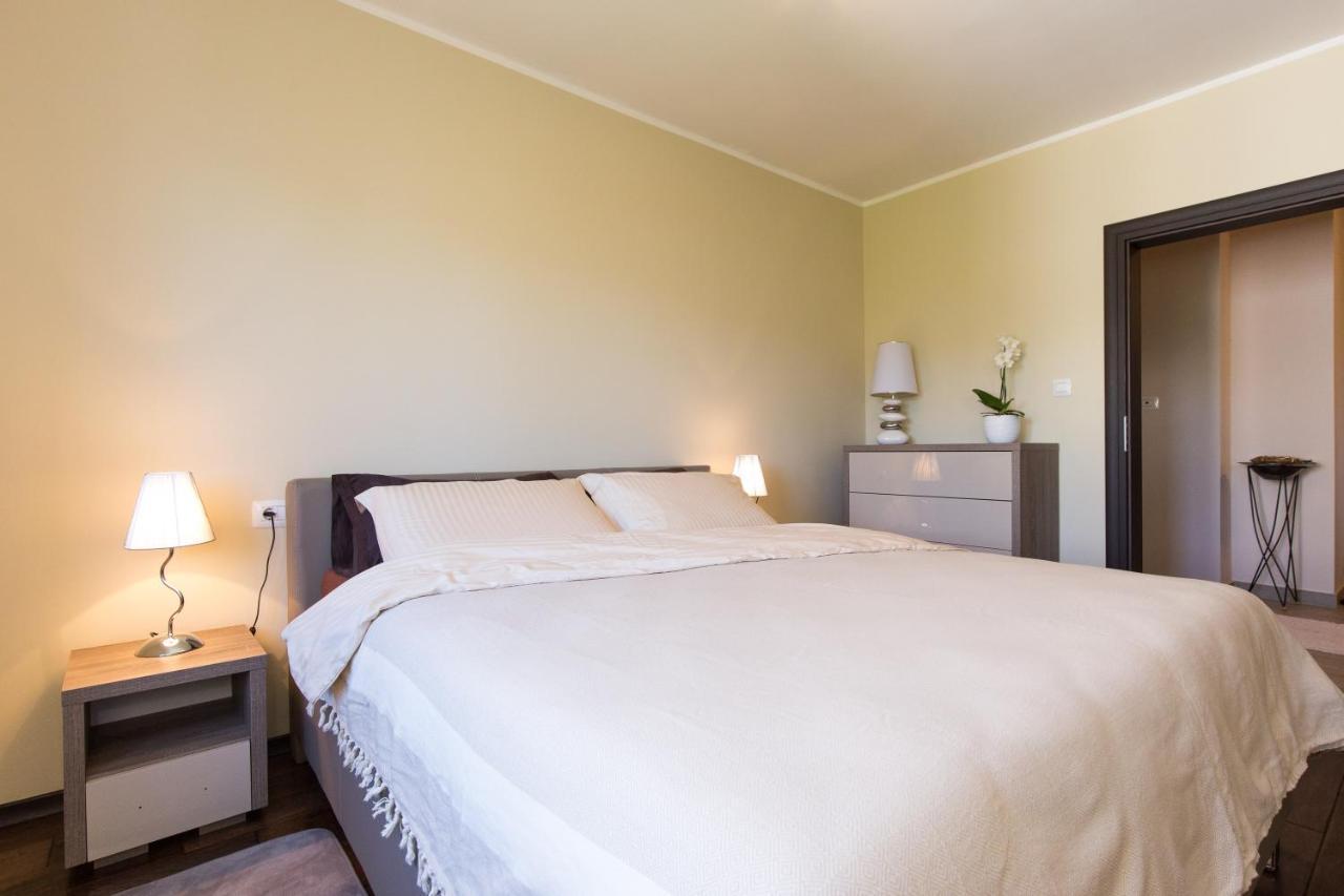 Deluxe Sea View Apartment Mate Balote Рієка Екстер'єр фото