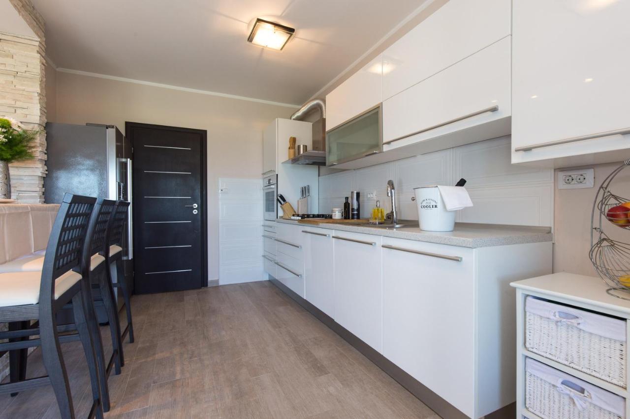 Deluxe Sea View Apartment Mate Balote Рієка Екстер'єр фото